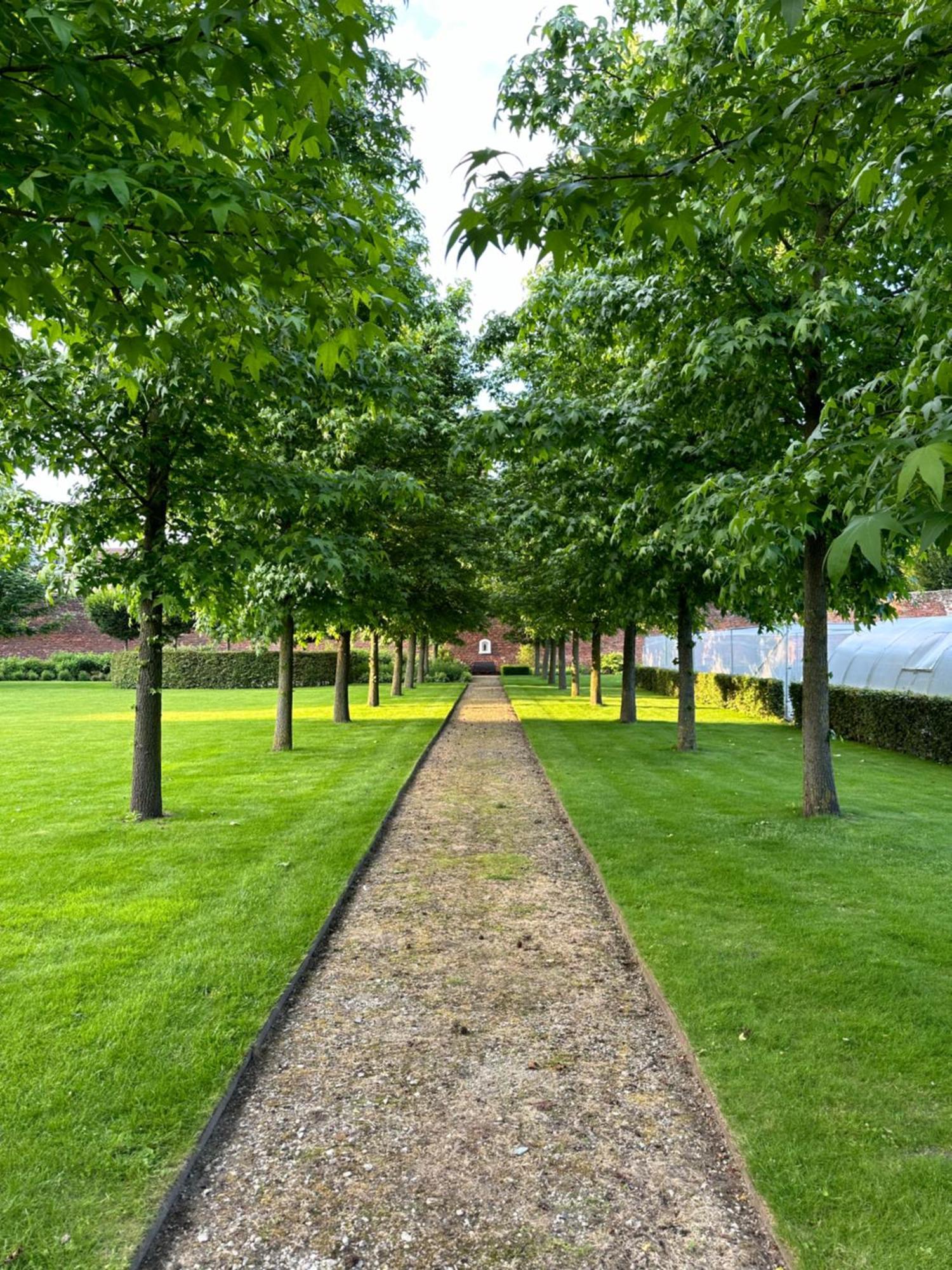 B&B Maria Hart Weert Bagian luar foto