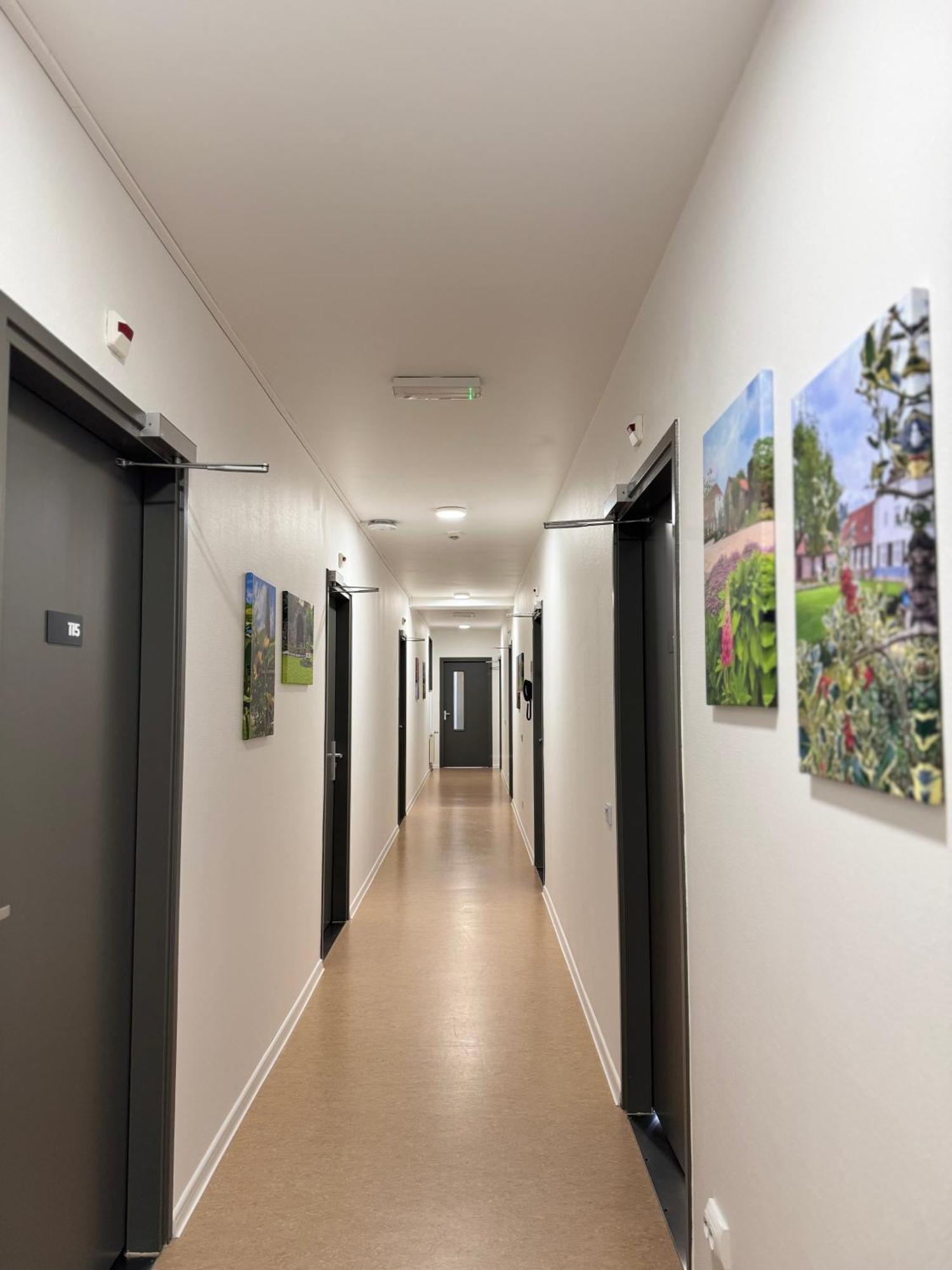 B&B Maria Hart Weert Bagian luar foto